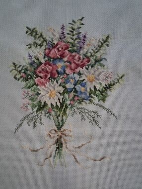 Floral Bouquet Cross-Stitch Wall Art – Pink, Blue, White, Green